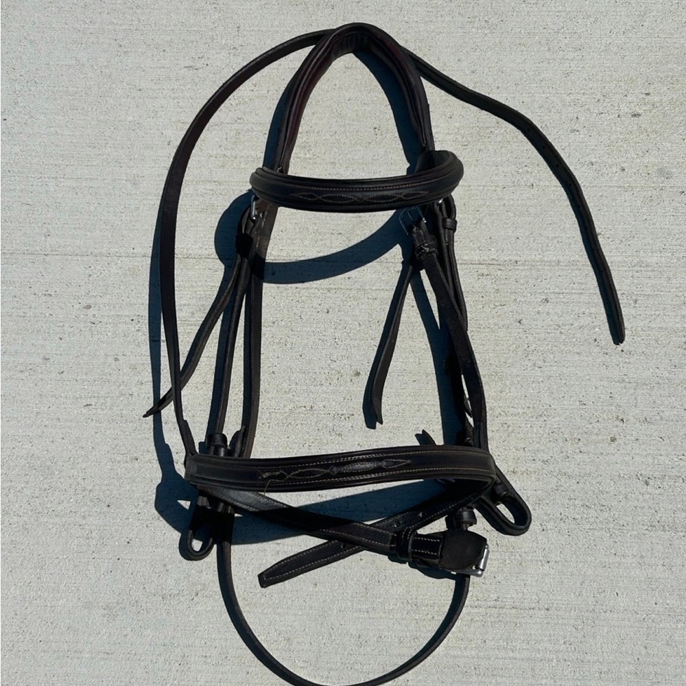 Cwd mademoiselle bridle size horse !! Make offers no reins but i do have them